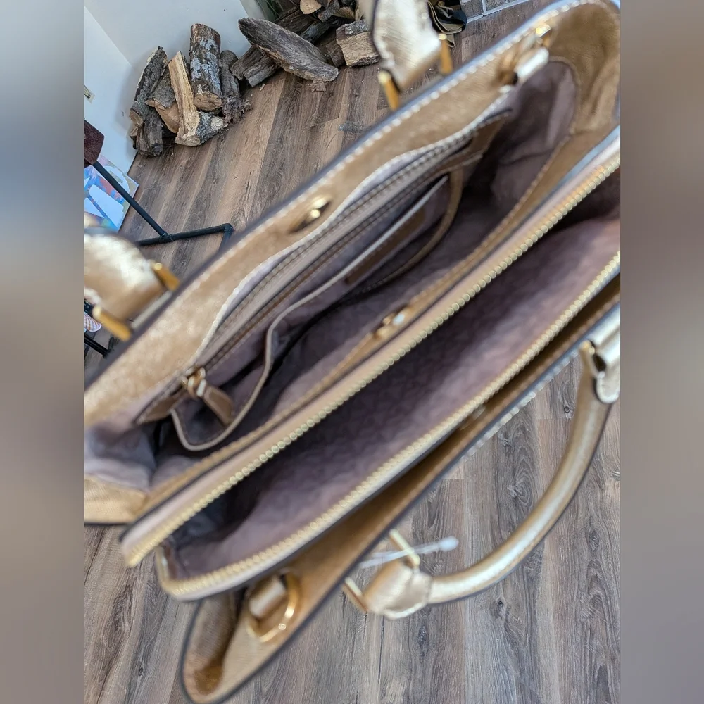 Michael Kors Savannah Metallic Saffiano Leather Satchel NEW - Picture 11 of 16